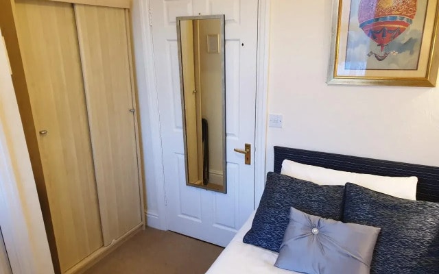 Abbeydale Hotel