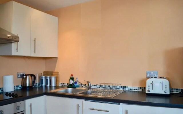 Comfortable 3 Bedroom Apartment in Manchester