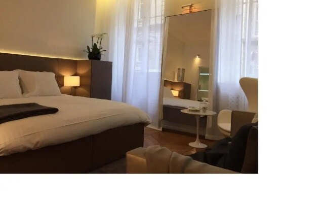 Cirque Deluxe Studio Apartment