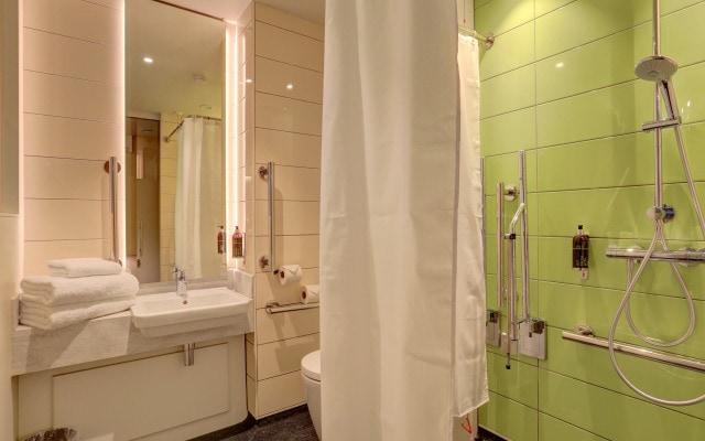 hub by Premier Inn London Tottenham Court Road (Goodge Street)