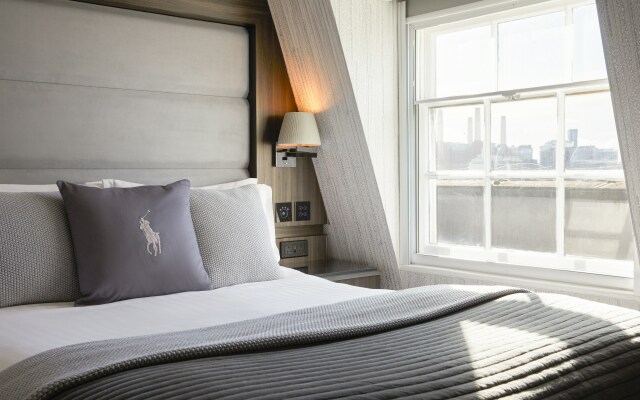 Eccleston Square Hotel