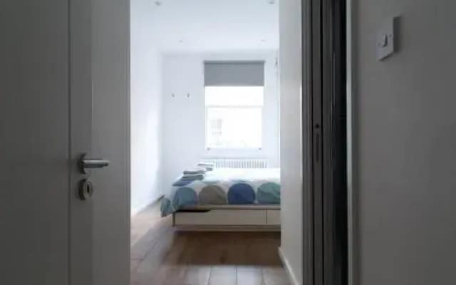 Cosy Finborough Road Gem - DNS