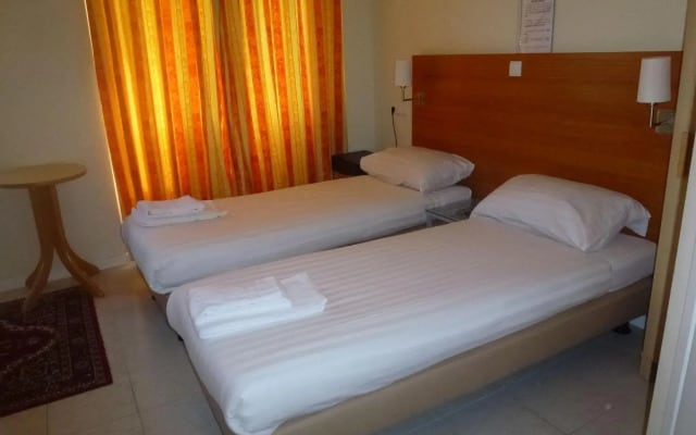Hotel Isis