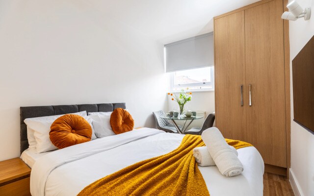 Kensington High Street Suites