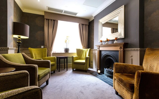 Phoenix Hotel