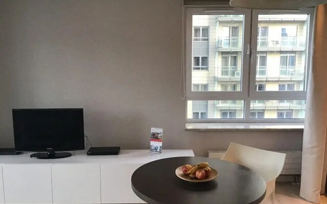 Green Wood Apartments Platinum Towers