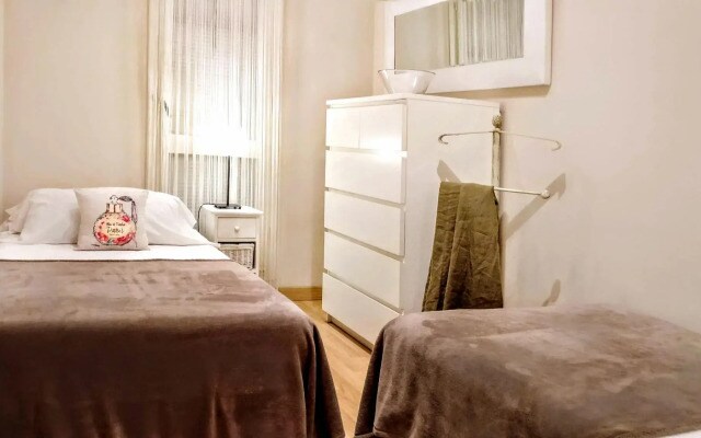 Charming 3BR & sunny Terrace in Eixample - Noname