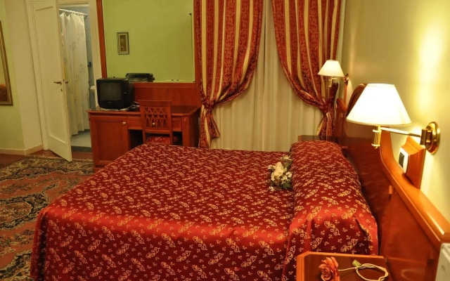 Hotel Sandra