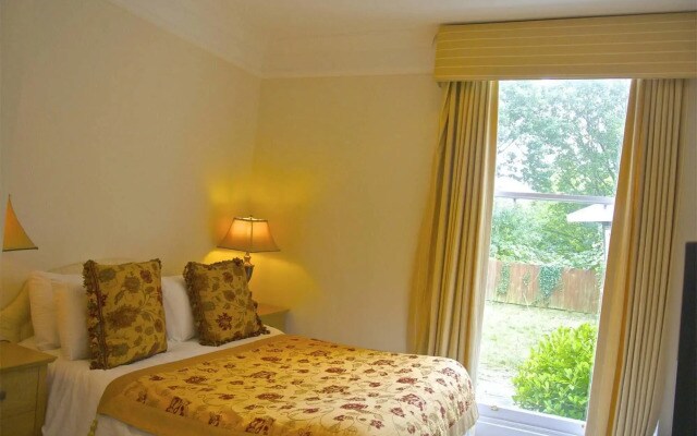 The Walton Hotel