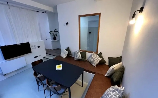 Design led 1 Bedroom Flat in Buzzing Queens Park