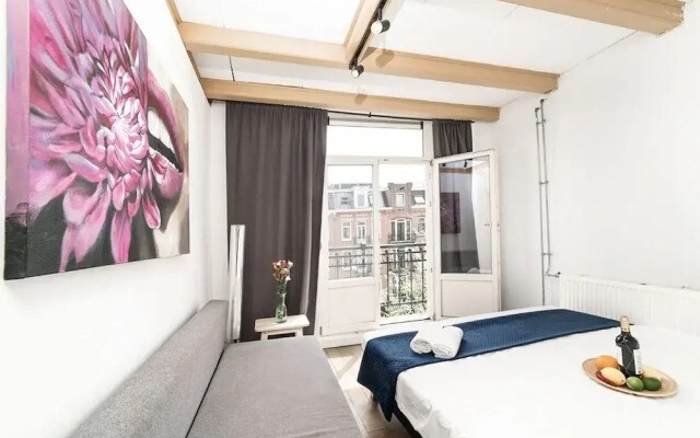 Zeeburg Flower Apartment