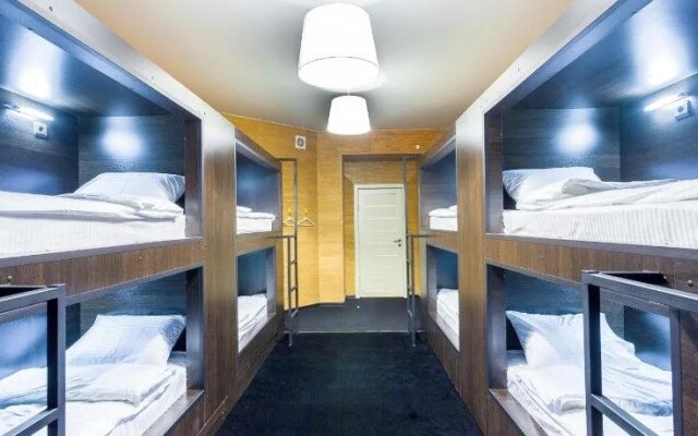 Capsular World Hostel