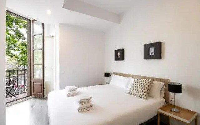 Deco Sants Fira Apartments