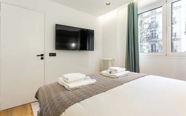 Charming Apartment - 1br/4p - Canal St Martin