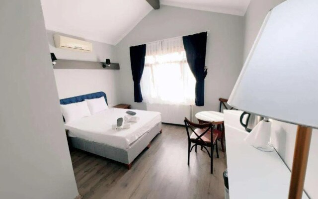 Taksi̇m Centre Hotel
