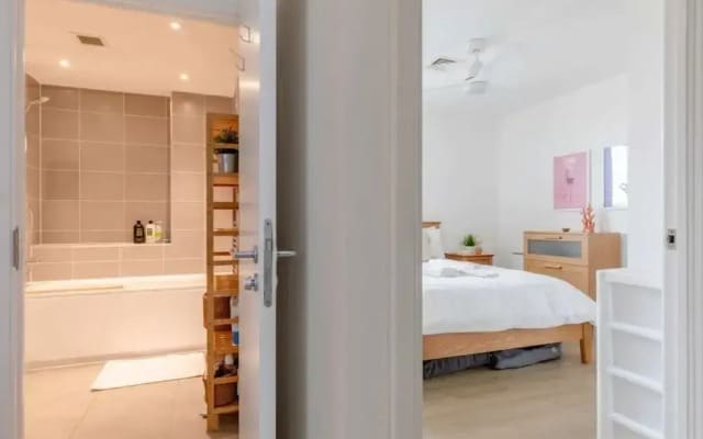 Funky 1BD High-rise Flat W/city Views, Angel!