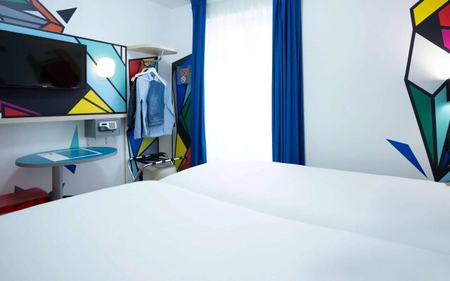 ibis Styles Paris Maine Montparnasse
