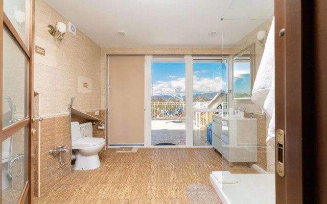 Sun Apartments ЖК Бригантина