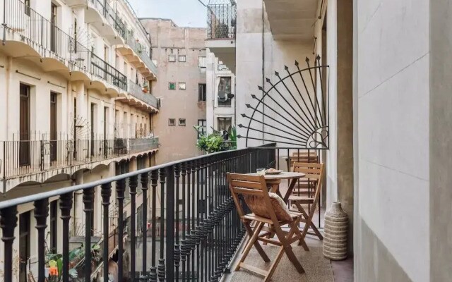 Luxury Apartment on Calle de Serrano, Salamanca
