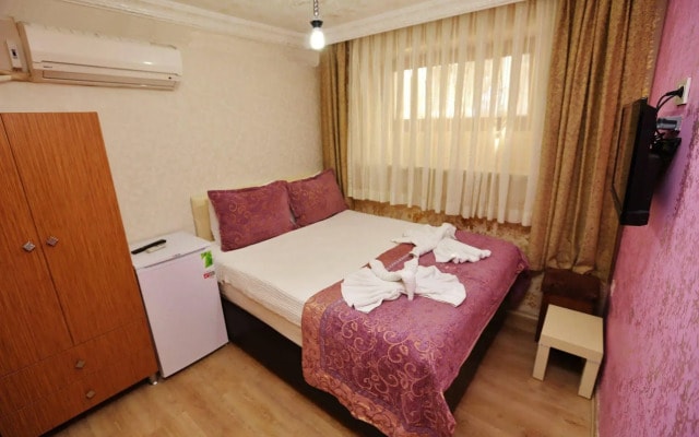 Camelot Apartment