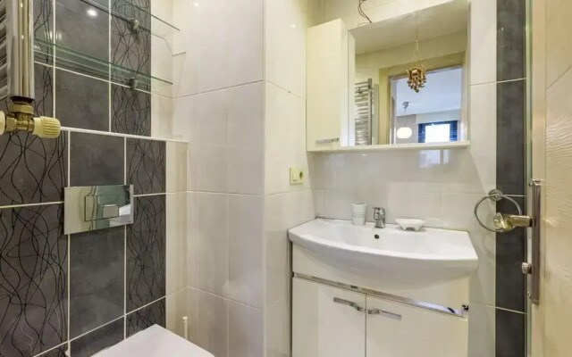 Lovely Flat Near Caddebostan Coast in Kadikoy