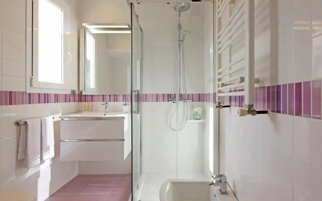 Sofia II by Madflats Collection