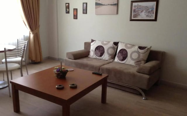 Honey House Apartment