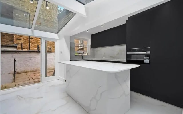 City Chic London Apartment With 2 Bedrooms
