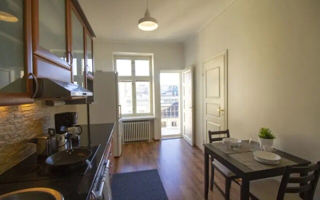 2ndhomes Iso Freda