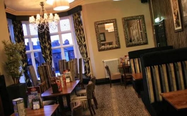 The Dukeries Lodge