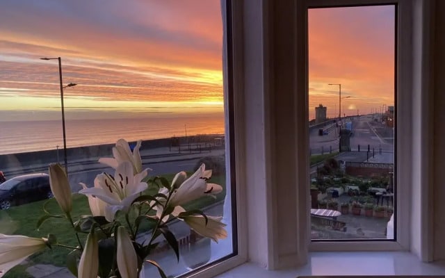 46 The Promenade