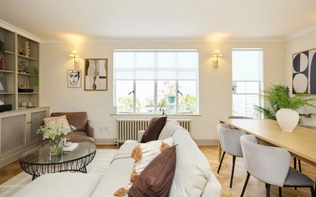 The White Terrace Flat
