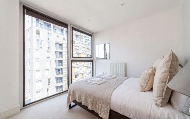 The Canary Wharf Apartments