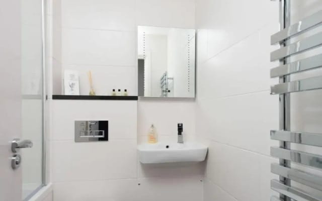 Mulberry Flat 2 - Two bedroom 1st floor by City Living London