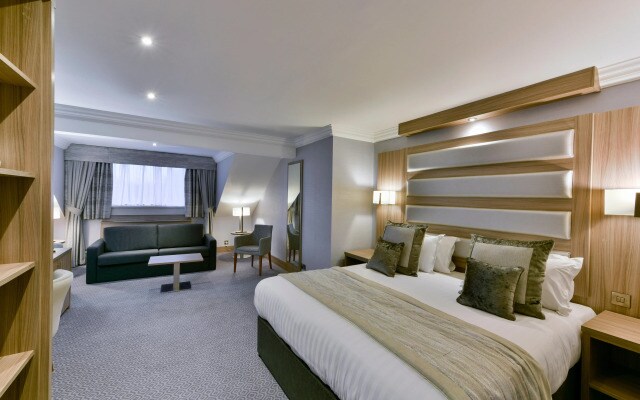 Holiday Inn Manchester - Oldham by IHG