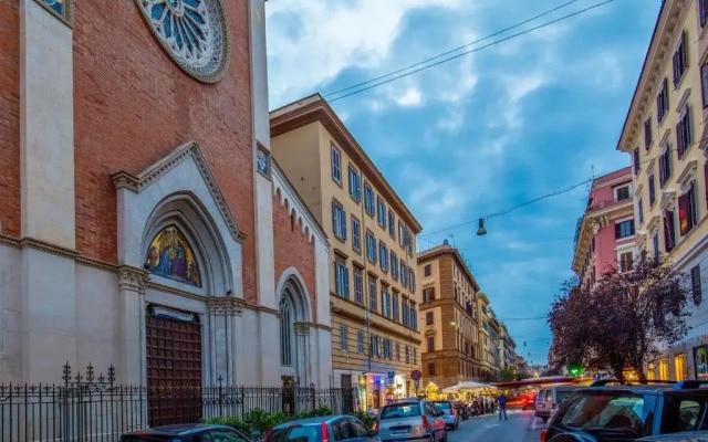 Vatican Studio Apartment