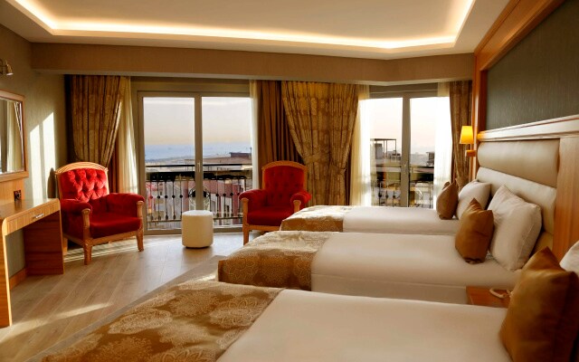 Ilkbal Deluxe Hotel & Spa