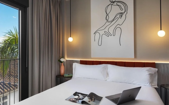Coeo Peña Design Apartments