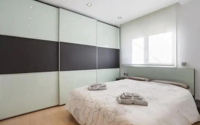 Apartamento Castelldefels Playa con Piscina y Parking
