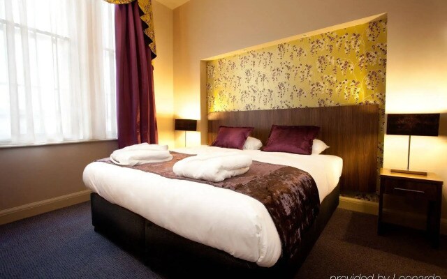 Heywood House Hotel