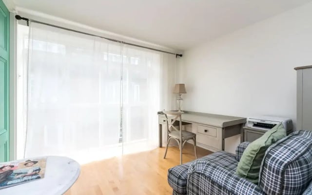 3BD Mews House with Courtyard in Kew