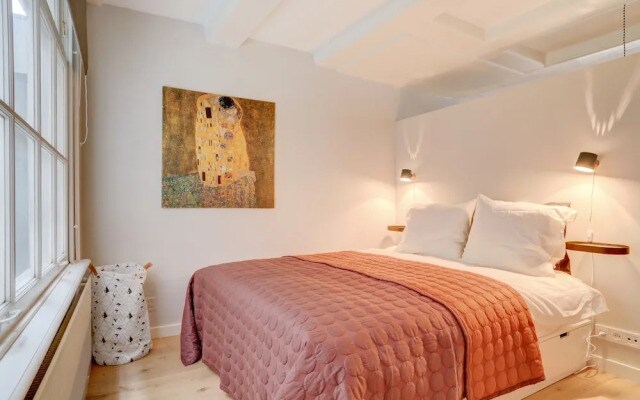 Beautiful Jordaan Studio