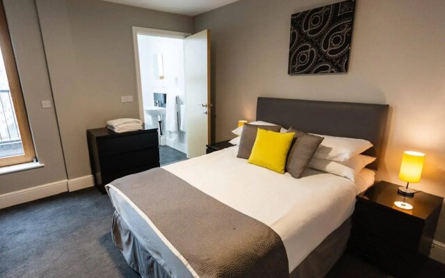 The City Warehouse Aparthotel