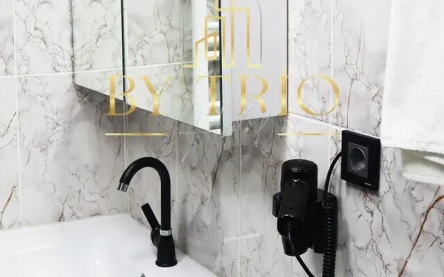 By Trio Hotel