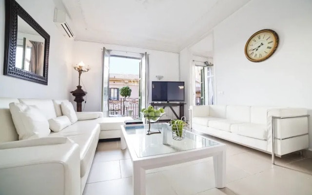 Watermelon - Platinum Apartment