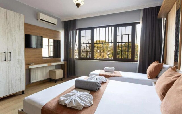 Lumina Boutique Hotel