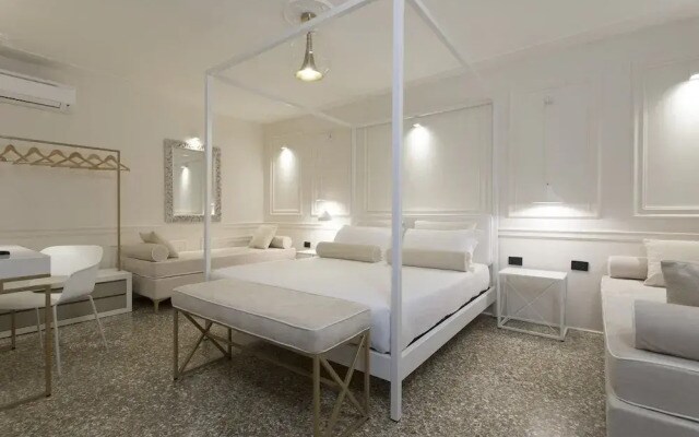 San Marco Suite 755