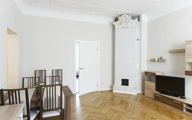 Elegance Apartments