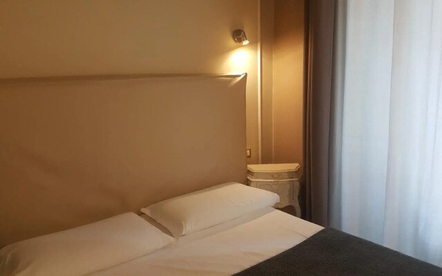 Candia Rooms