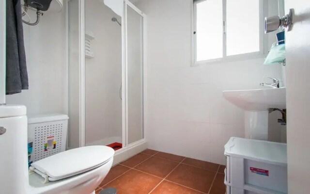 Holidays2Torremolinos Apartamento de 3 dormitorios con terraza y piscina comunitaria